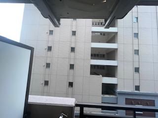y]z@