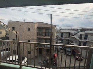 y]z@