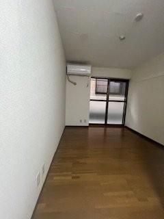 �y���ԁE���r���O�z�@