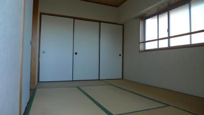 �y�Q���z�@