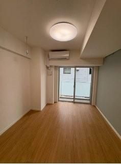 �y���ԁE���r���O�z�@