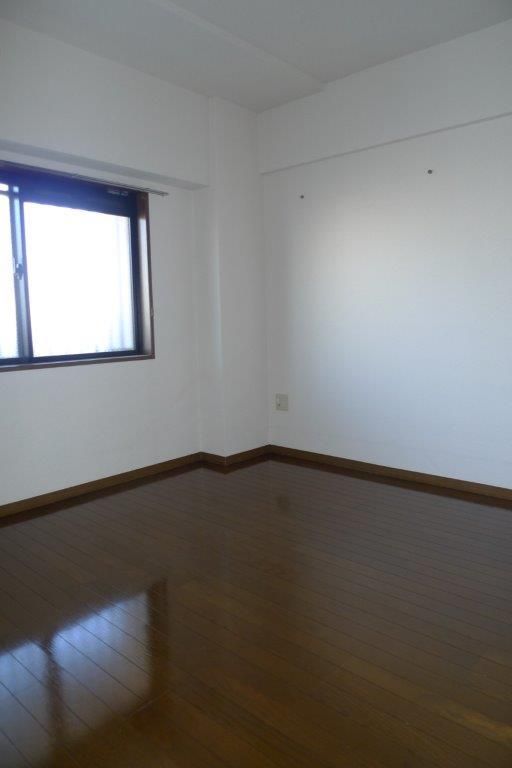 �y�Q���z�@