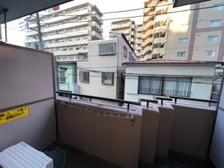 y]z@