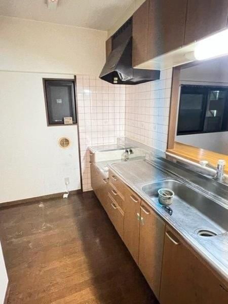 �y�L�b�`���z�@