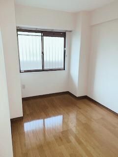 �y�Q���z�@