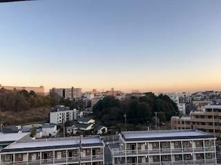 �y���]�z�@