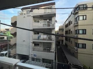 y]z@