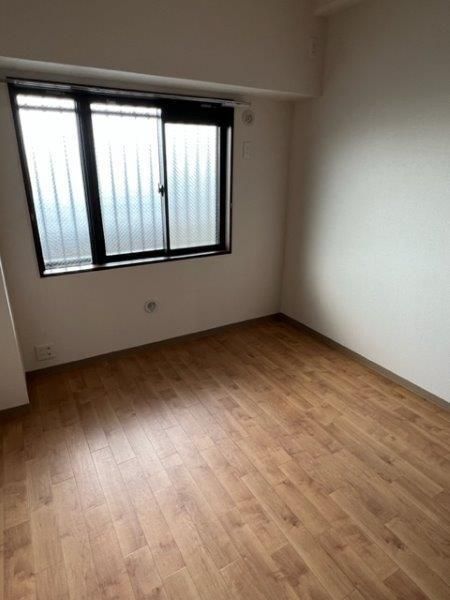 �y�Q���z�@