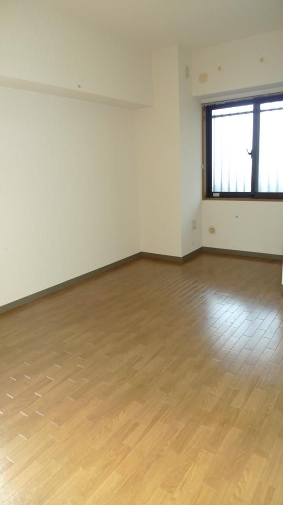 �y�Q���z�@