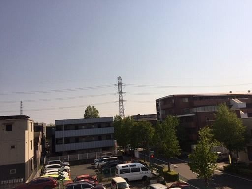 �y���]�z�@