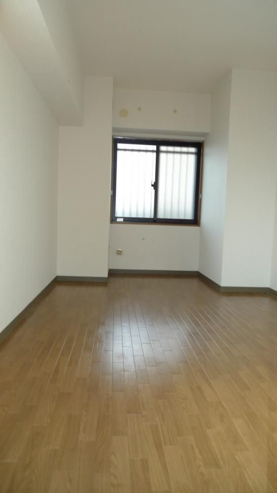 �y�Q���z�@