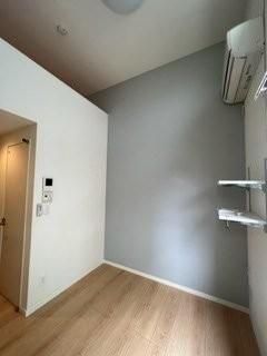 �y���ԁE���r���O�z�@