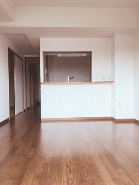 �y���ԁE���r���O�z�@