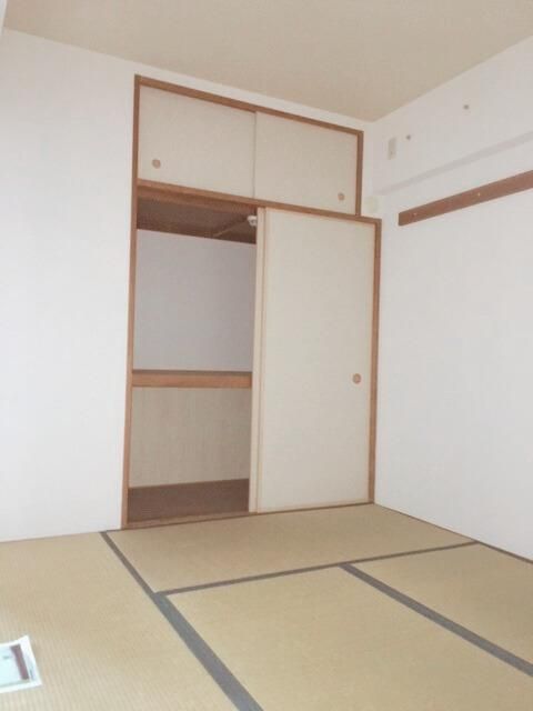 �y�Q���z�@