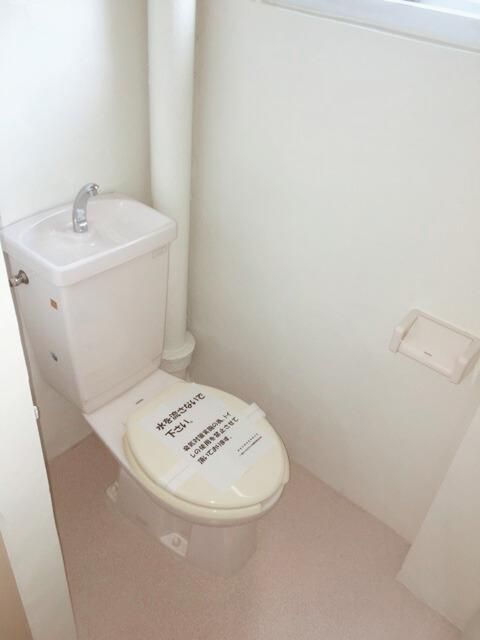 �y�g�C���z�@