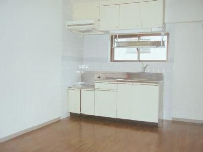 �y�L�b�`���z�@