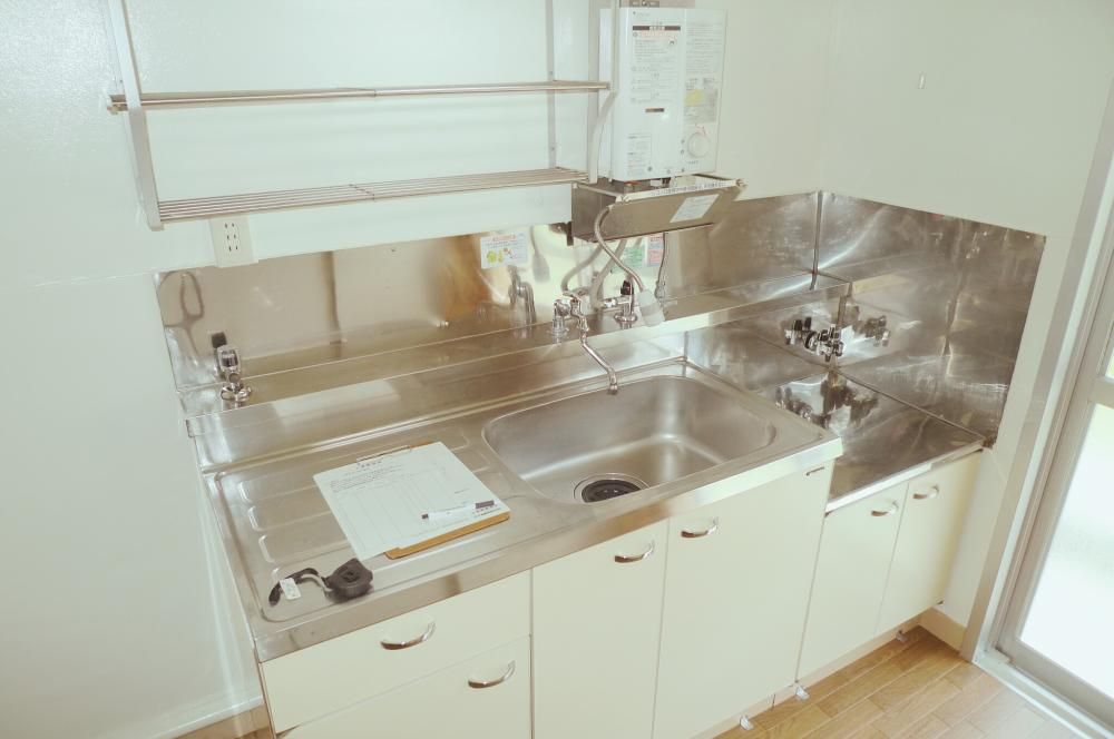 �y�L�b�`���z�@