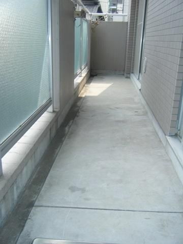 �y�o���R�j�[�z�@