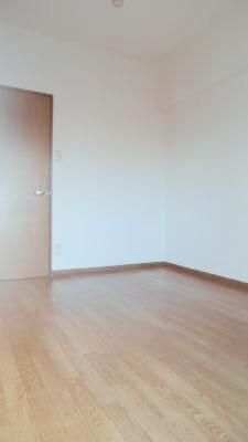 �y�Q���z�@