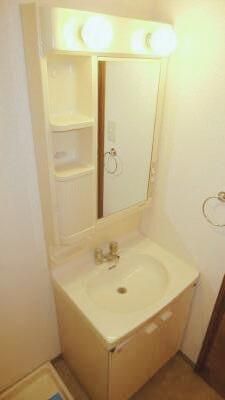 �y���ʏ��z�@