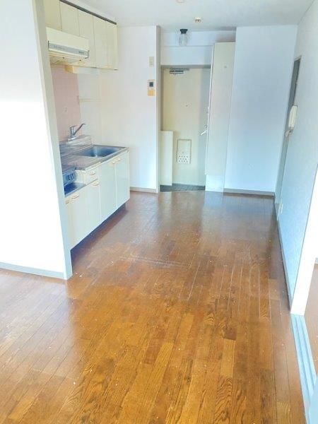 �y�L�b�`���z�@