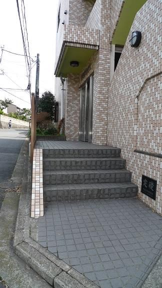 �y�G���g�����X�z�@