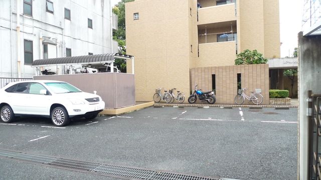 yԏz@