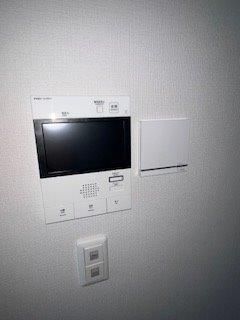 �y�Z�L�����e�B�z�@