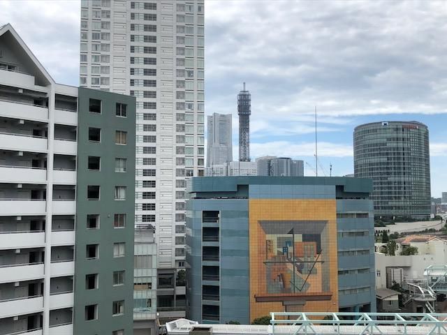 �y���]�z�@