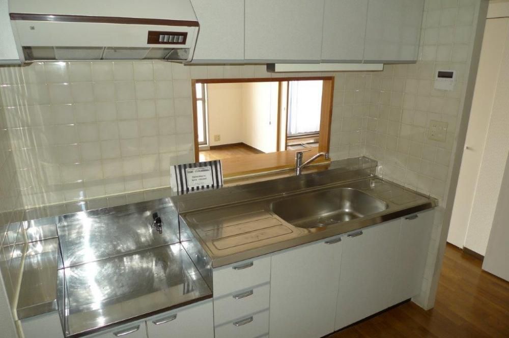 �y�L�b�`���z�@