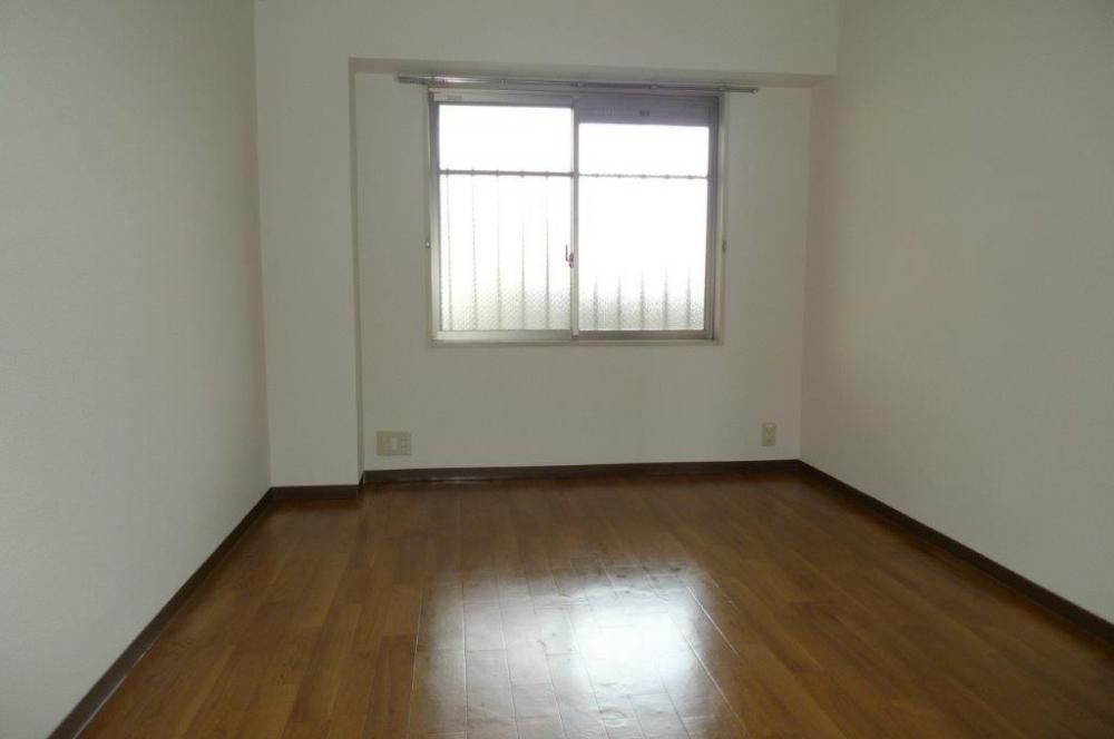 �y�Q���z�@