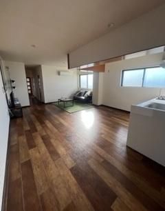 �y���ԁE���r���O�z�@