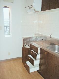 �y�L�b�`���z�@