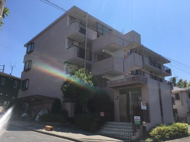 �y�G���g�����X�z�@