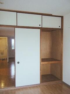 �y���[�z�@