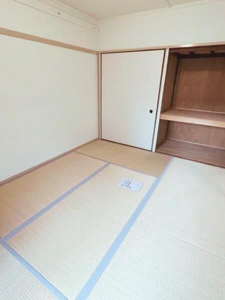 �y�����E���r���O�z�@