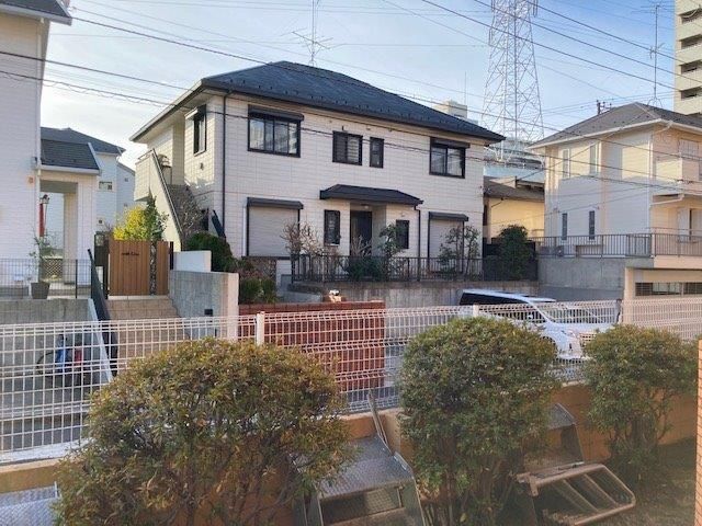 �y���]�z�@