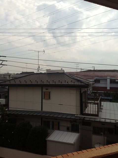 y]z@