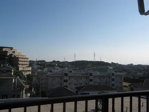 �y���]�z�@