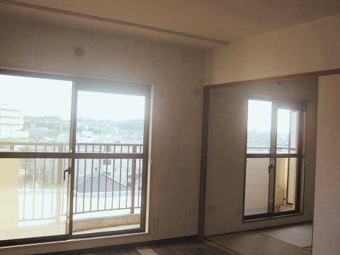 �y�����E���r���O�z�@