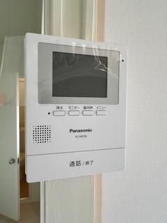 �y�Z�L�����e�B�z�@