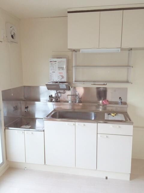 �y�L�b�`���z�@