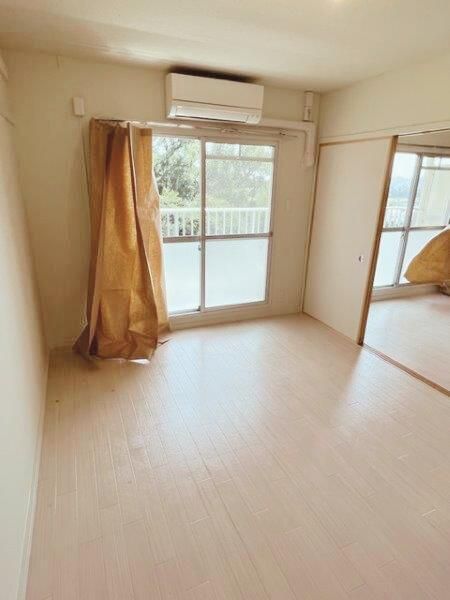 �y�Q���z�@