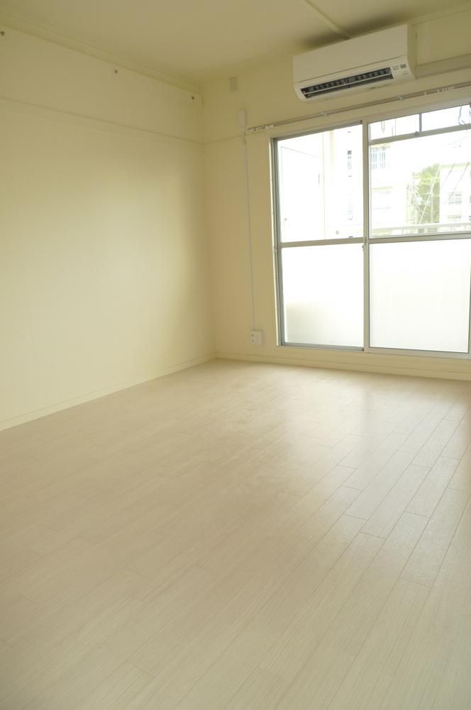 �y���̑��ݔ��z�@