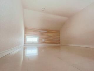 �y���̑������E�X�y�[�X�z�@