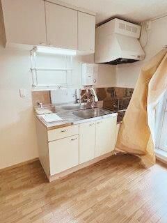 �y���ԁE���r���O�z�@