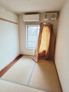 �y�����E���r���O�z�@