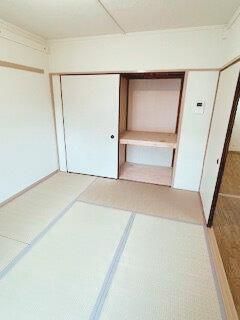 �y�����E���r���O�z�@