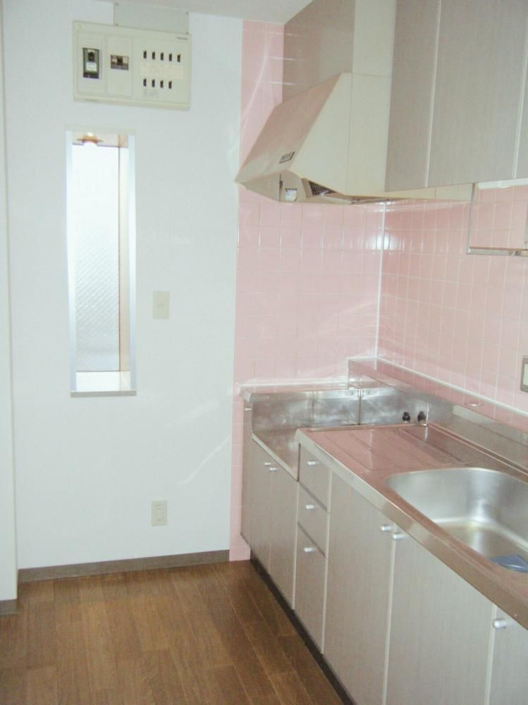 �y�L�b�`���z�@