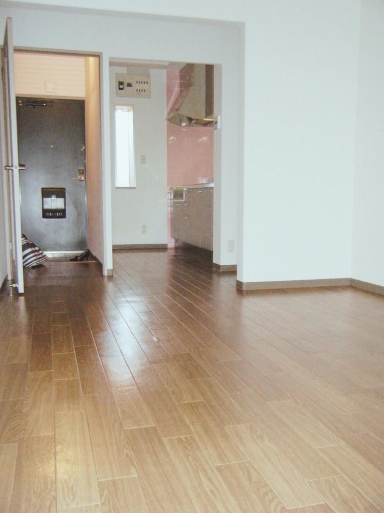 �y���ԁE���r���O�z�@